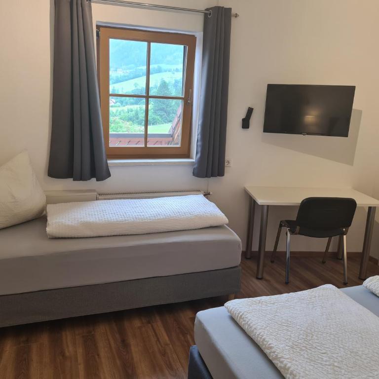 Ferienwohnung Schupfer - Klimaanlage, Seenähe & 5 Skigebieten - Apartamento de 1 dormitorio con balcón - 22