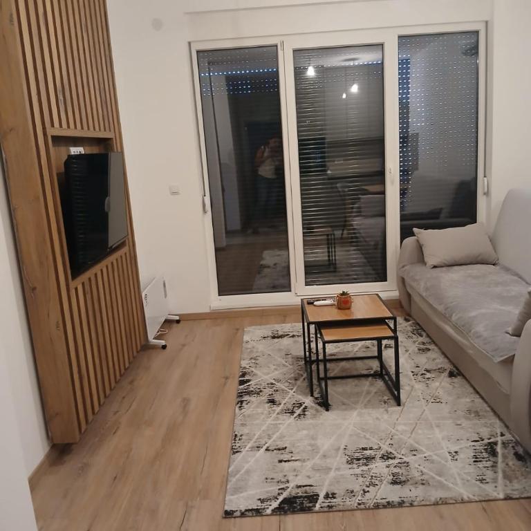 Aprtman SALE - Apartman sa 1 Spavaćom Sobom - 1