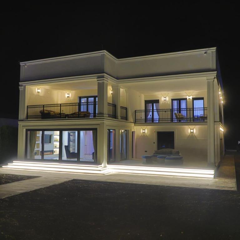 Casa Dellˇ Amore - Six-Bedroom House - 6