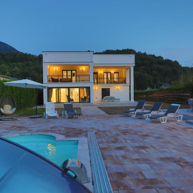 Casa Dellˇ Amore - Six-Bedroom House - 86