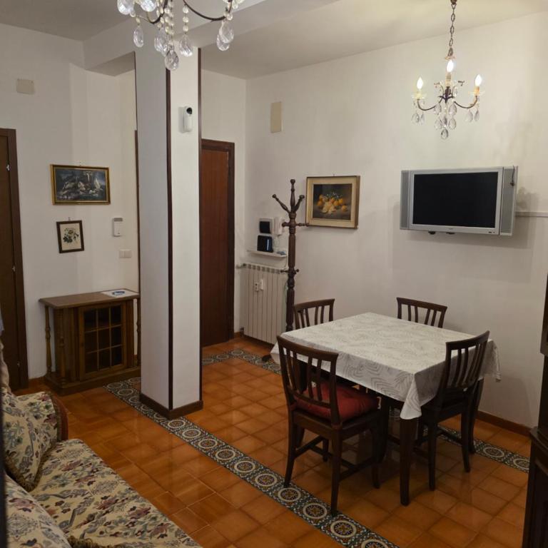 Alloggio turistico di Stefano - Appartamento Standard con 2 Camere da Letto - 9
