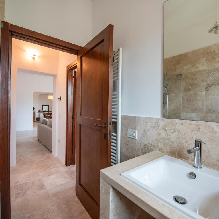 La Casa Rossa n 3 - Two-Bedroom Apartment - 24