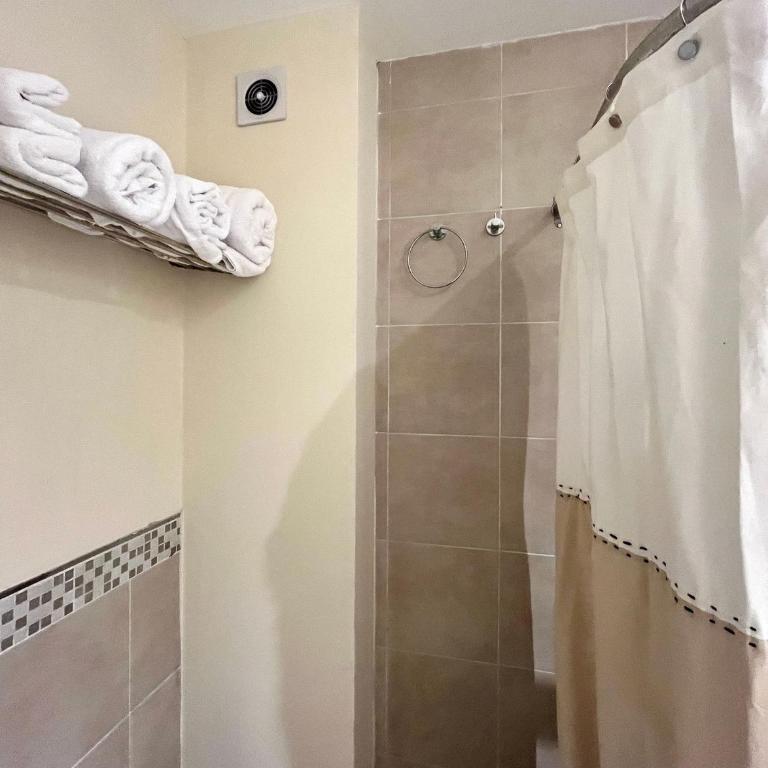 Moderna Suite GPT with a swimming pool - Apartment - 3