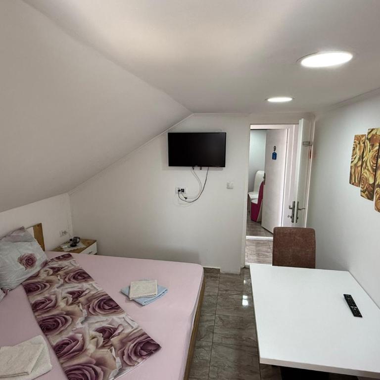 Rooms Stefan 2 - One-Bedroom Apartment - 11