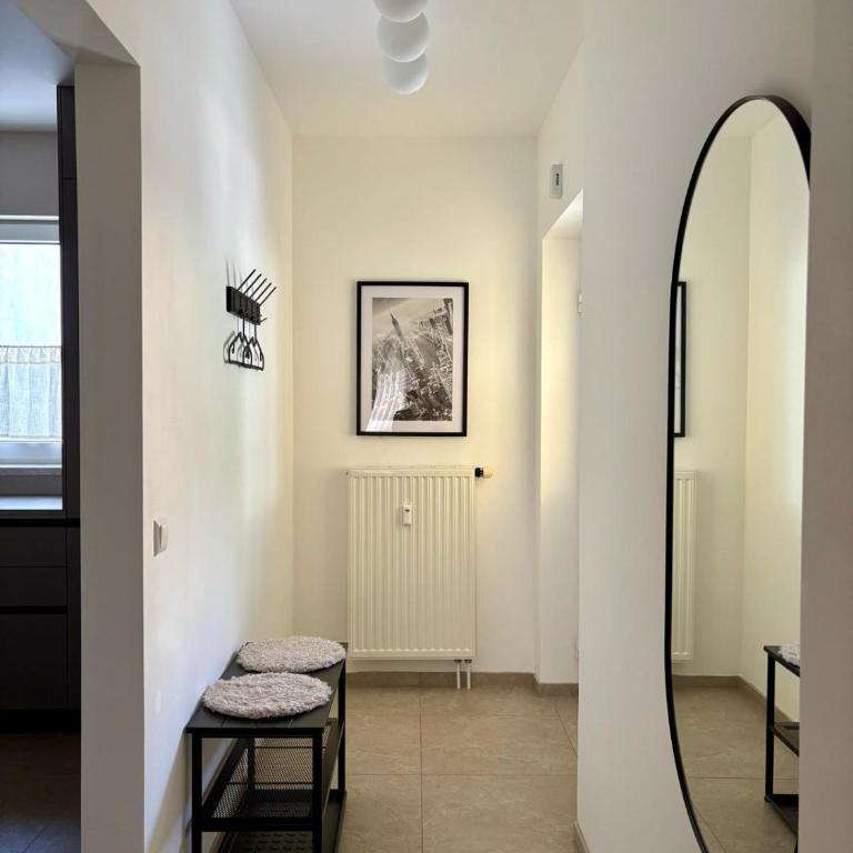 Fresh Apartment Upstairs & Free Parking - Apartamento de 1 dormitorio - 9