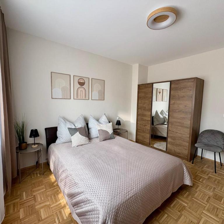 Fresh Apartment Upstairs & Free Parking - Apartamento de 1 dormitorio - 21