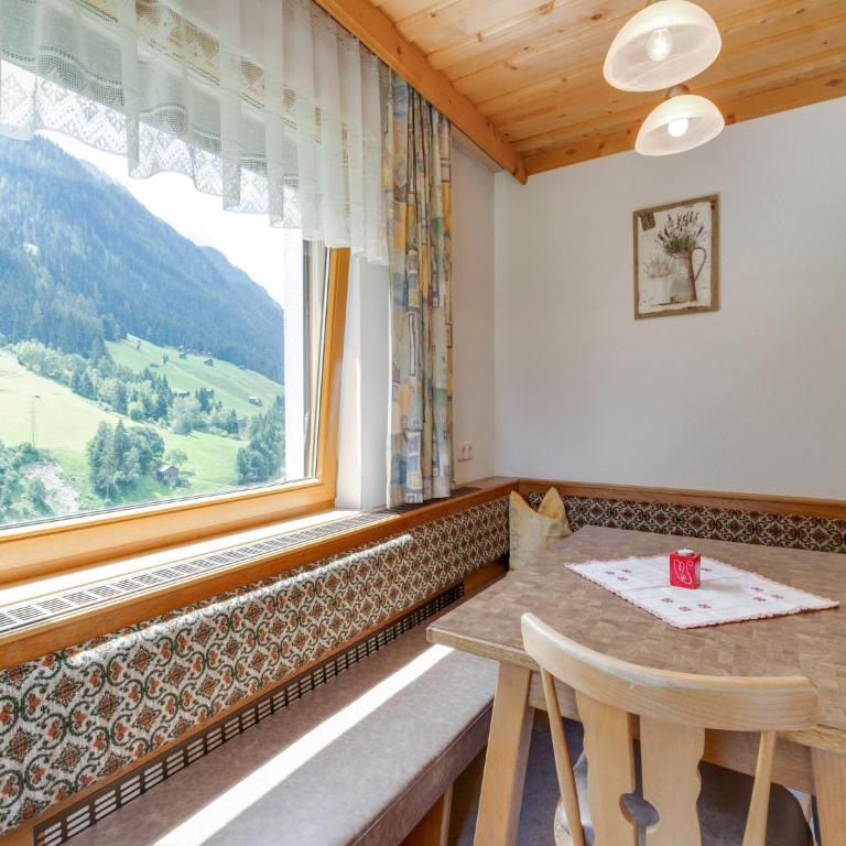 Apartment in Kappl near Ski Slopes - Apartment mit 3 Schlafzimmern - 12