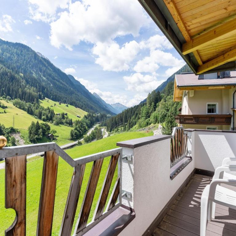 Apartment in Kappl near Ski Slopes - Apartment mit 3 Schlafzimmern - 5