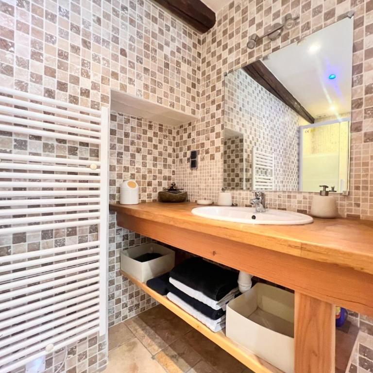 Duplex au coeur d'Embrun - Appartement 1 Chambre - Vue sur Ville - 10
