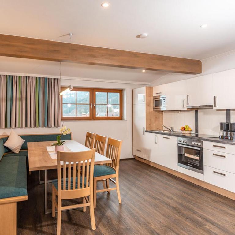 Land- und Appartementhaus Pircher - Apartment mit 3 Schlafzimmern und Bergblick - 6