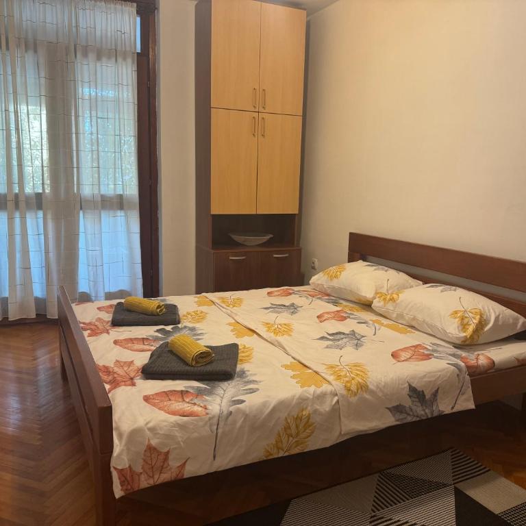 Modern Apartment Free Parking Near Center - One-Bedroom Apartment - 7