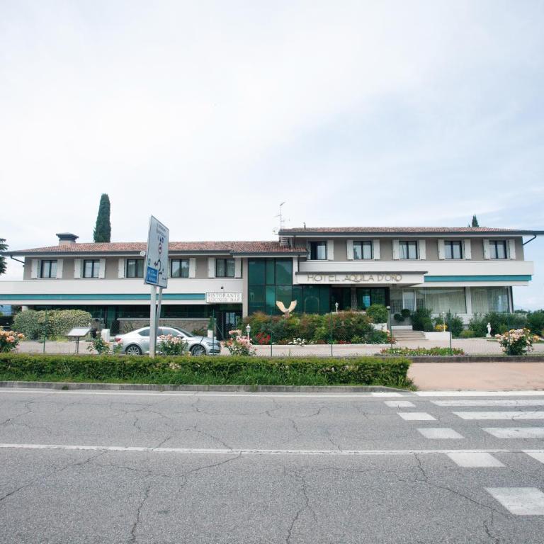 Hotel Aquila D'Oro Desenzano - Camera Matrimoniale Standard con Terrazza - 5