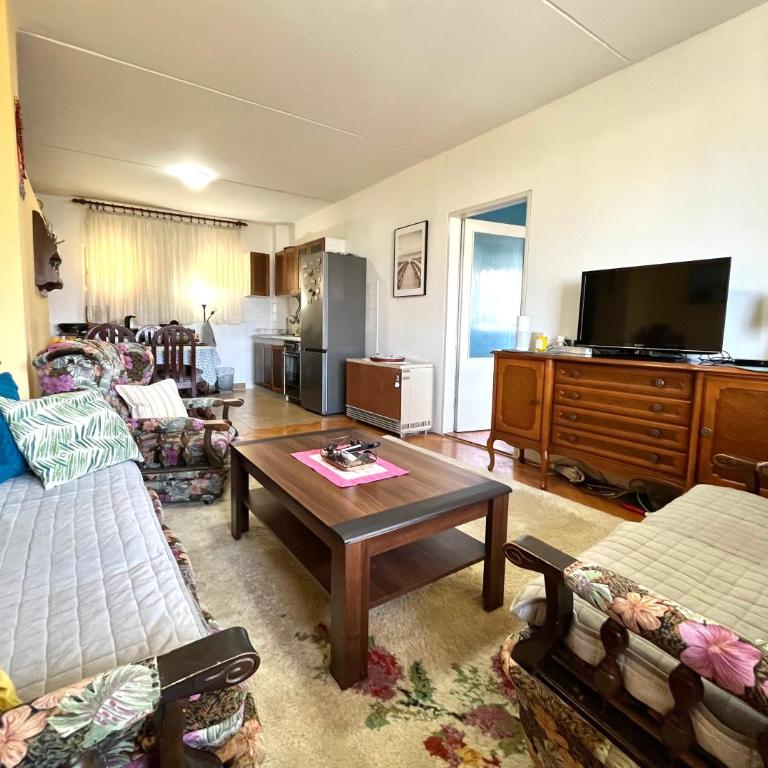 Albatros Apartments - Apartman sa 2 Spavaće Sobe i Balkonom - 3