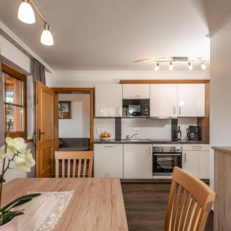 Land- und Appartementhaus Pircher - Apartment mit 2 Schlafzimmern und Bergblick - 9