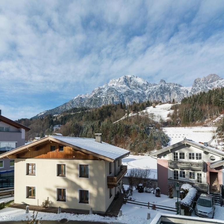 Apartment in Leogang near Ski Slopes - Apartment mit 2 Schlafzimmern - 32
