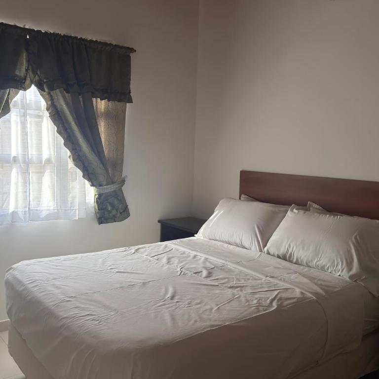 Comodo y amplio departamento cerca del centro - Sin cochera - - Apartamento de 2 dormitorios - 4