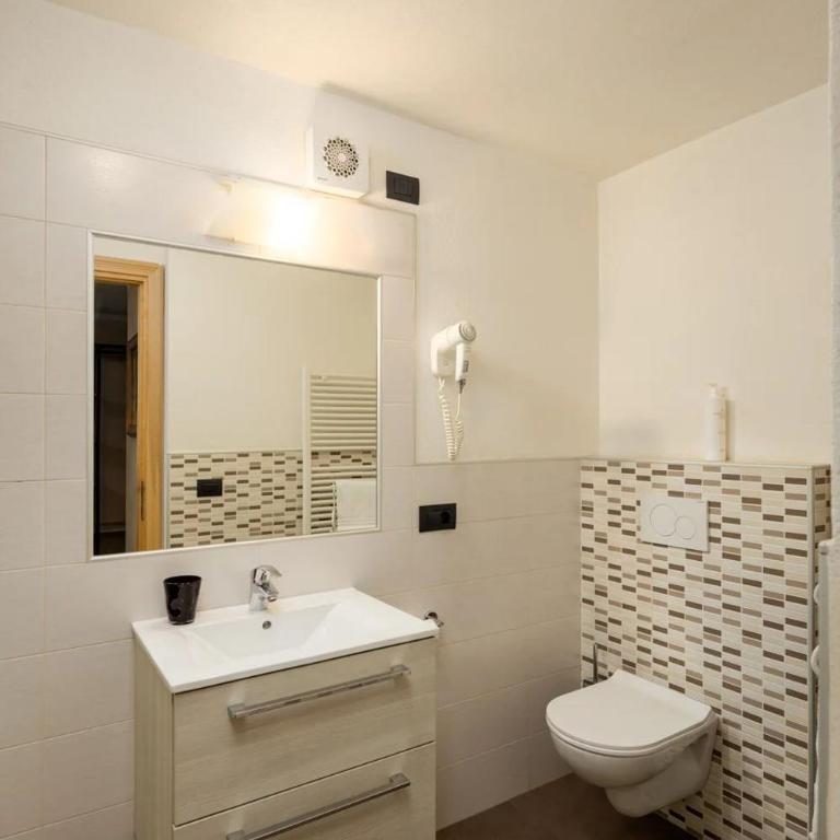 Engadina Chalet - Deluxe One-Bedroom Apartment - 8