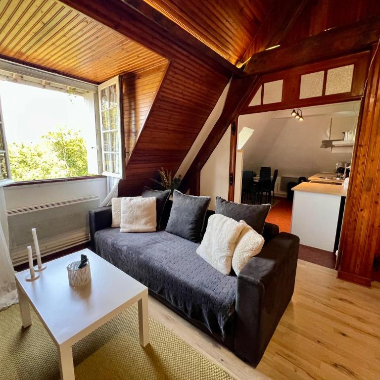 Spacieux appartement jardin, BBQ, vue sur mer, Trouville - Apartment - 8