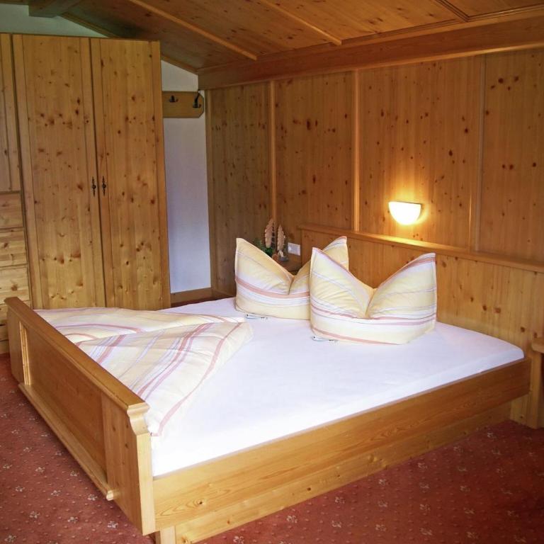 Apartment Zell am Ziller near Ski Arena - Two-Bedroom Apartment - 18