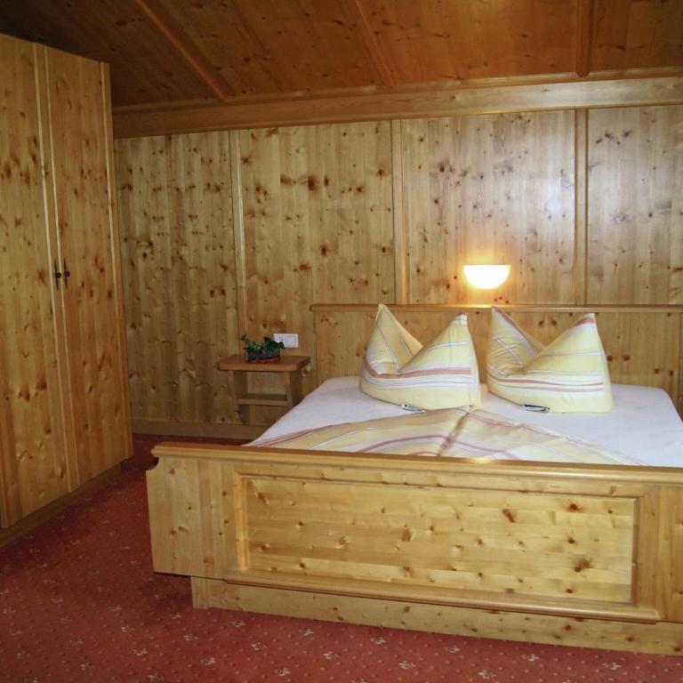 Apartment Zell am Ziller near Ski Arena - Two-Bedroom Apartment - 6