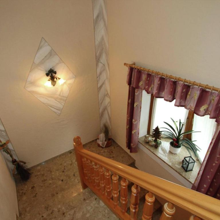 Apartment Zell am Ziller near Ski Arena - Two-Bedroom Apartment - 10