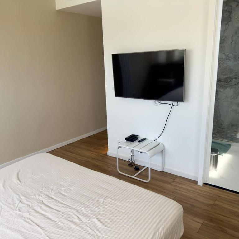 Sea view 4 people terrace 60 m & pool - Apartment mit 2 Schlafzimmern - 23