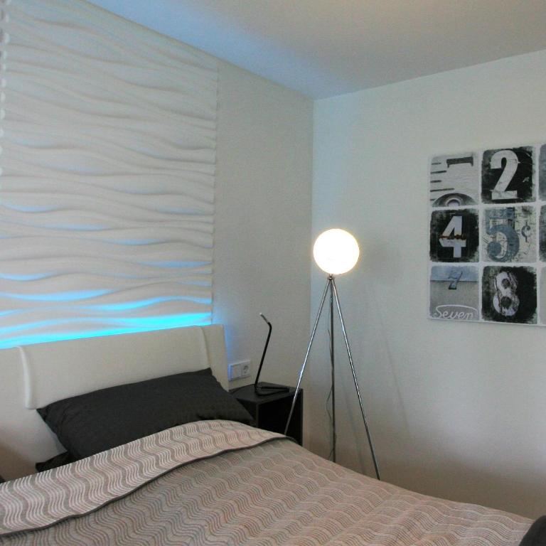 Alpenflair Ferienwohnungen Whg 101+213 - Deluxe Studio mit Doppelbett - 10