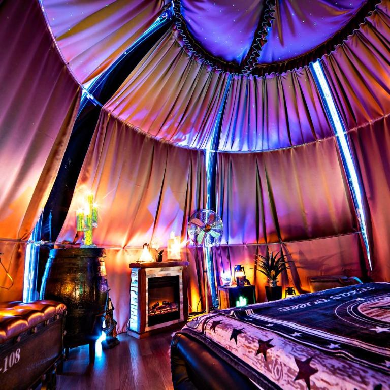 BULLE TEXAS - LUXE et SPA - Vue lac Aiguebelette - Tente - 8