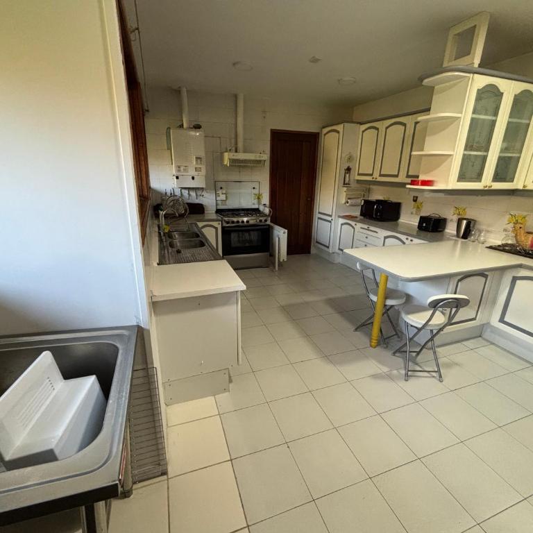 Casa a orilla del Lago Villarrica - Casa de 5 dormitorios - 1