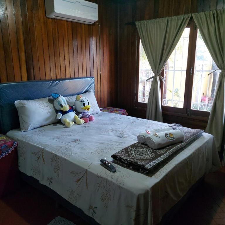 Encarnacion House - Three-Bedroom Vacation Home - 24