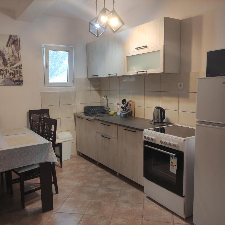 Green Valley GV - One-Bedroom Apartment with Garden View - 2