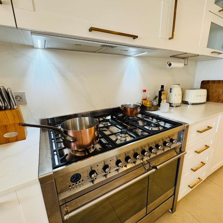Elegant Beachfront Escape Private & Peaceful - Apartamento de 1 dormitorio - 16