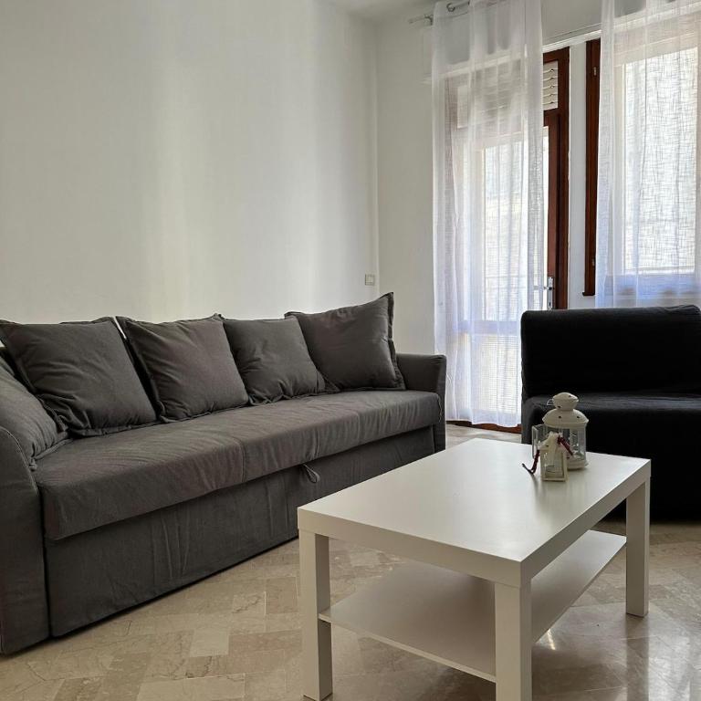 Alba Rosa - Appartamento con 2 Camere da Letto - 4