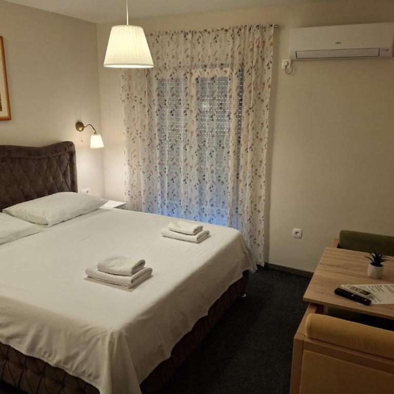 Portofino sobe Mostar - with free parking - Double Room - 12