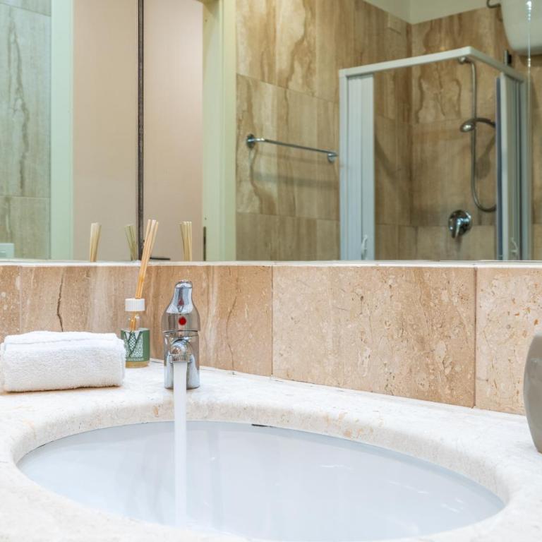 Appartamento Cagliari centro con vista sul porto - Appartamento con 2 Camere da Letto - 11