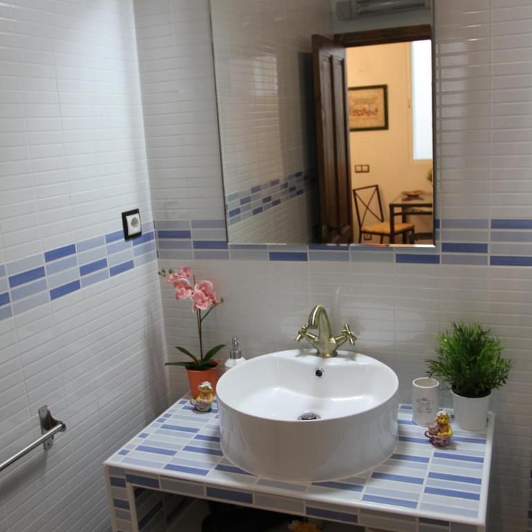Encantador Apartamento en el Corazón de Madrid - One-Bedroom Apartment - 11