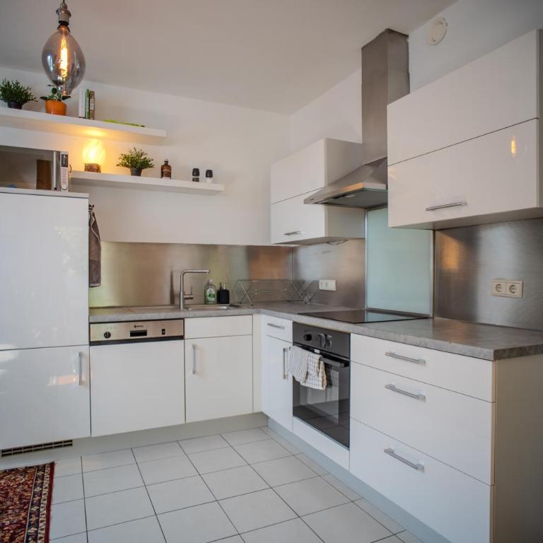 Attic apartment & terrace - Apartment mit 2 Schlafzimmern - 10