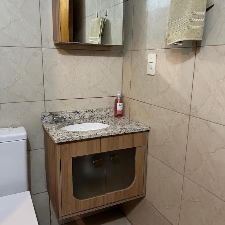 Casa Florida a 15 minutos de Encarnación - Three-Bedroom House - 19