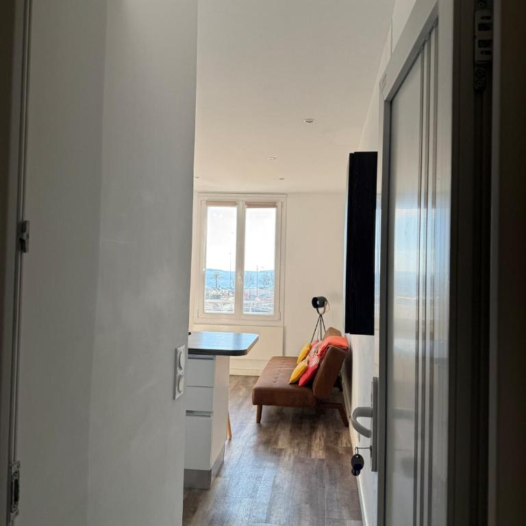 Appartement vue mer sur le port de Sanary - Apartment mit 1 Schlafzimmer - 12