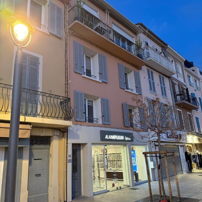 Appartement vue mer sur le port de Sanary - Apartment mit 1 Schlafzimmer - 13