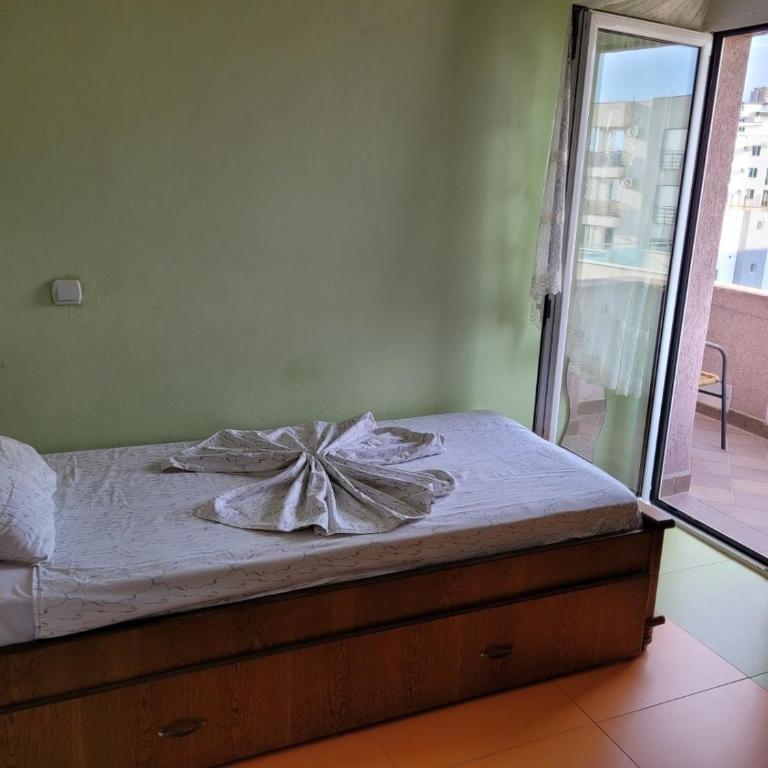 Accommodation Royal Azur - Single Room with Balcony - 4