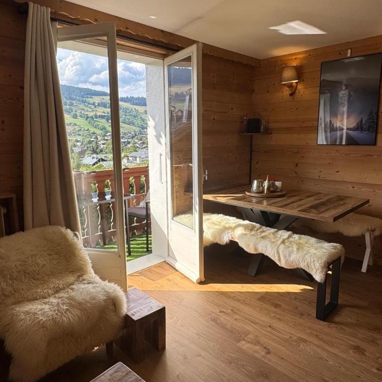 Très bel appartement avec parking gratuit - Appartement 2 Chambres - 14