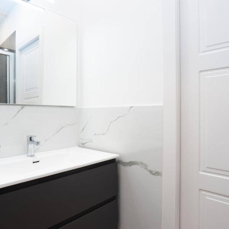 Borgo Ognissanti - Two-Bedroom Apartment - 2