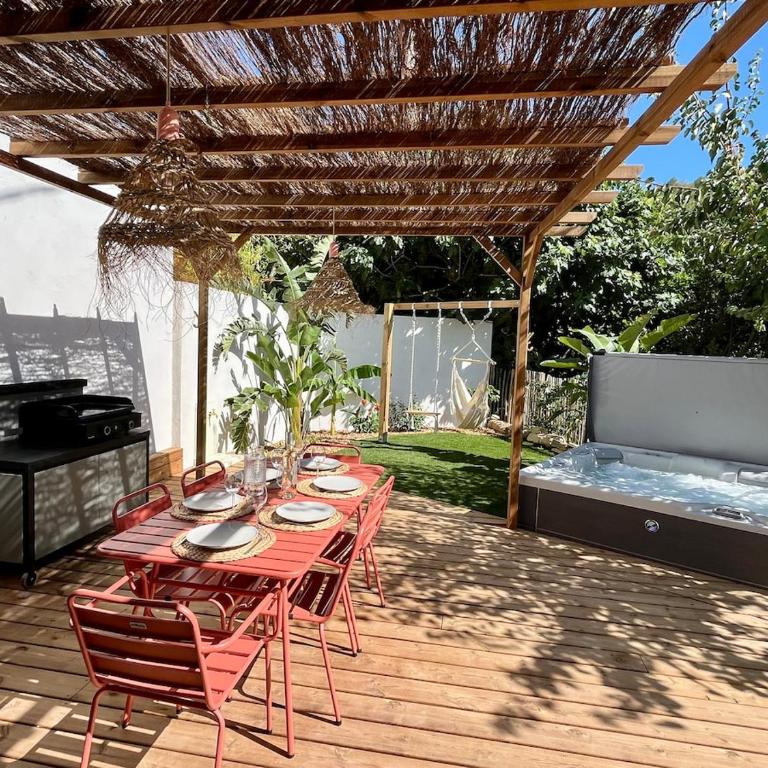 "L'Abricotier" Maison avec jacuzzi à 15 minutes à pied de la plage - Maison 2 Chambres - 22
