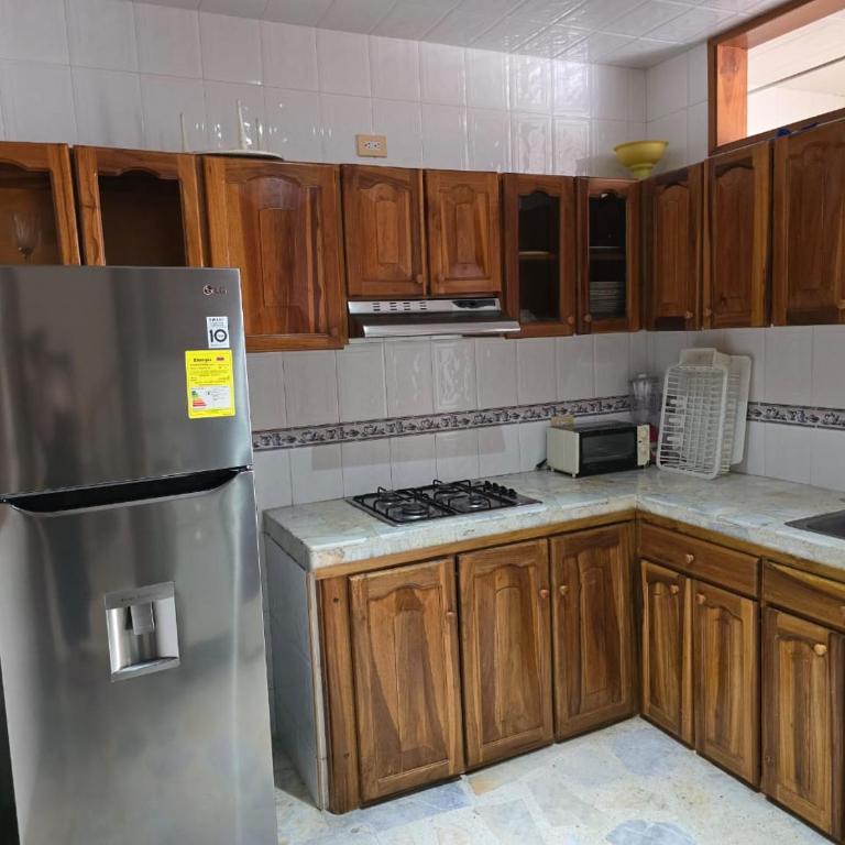 Villa Ceci - Piscina Privada 24 horas - Three-Bedroom House - 7