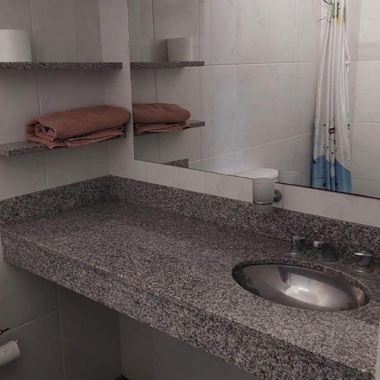 El Cacique - Two-Bedroom Apartment - 2
