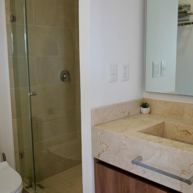 Modern, with Ocean and Mountain View - Apartamento de 2 dormitorios - 2
