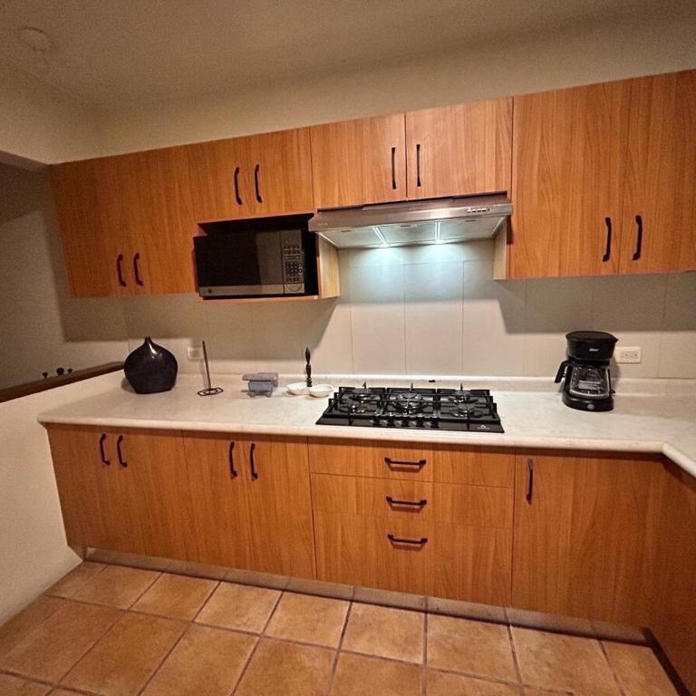 Octava de Orquídeas - Casa completa con estacionamiento y terraza - Apartamento de 3 dormitorios - 16