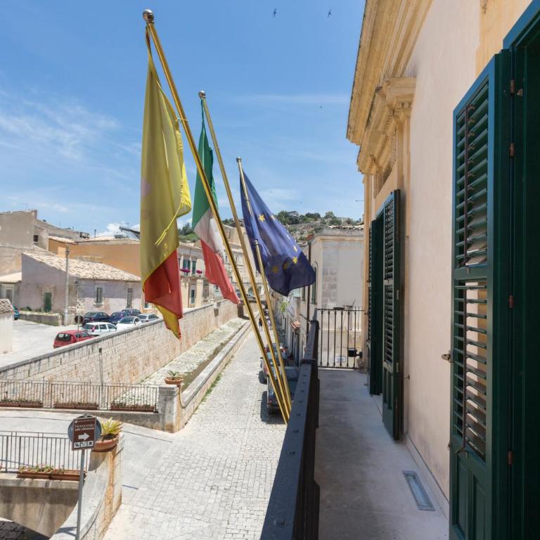 Hotel Novecento - Junior Suite - 6