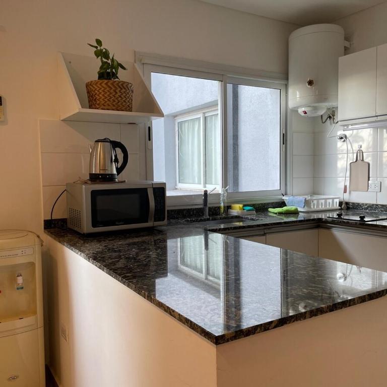 Cerquita del río y con alma de hogar - Apartamento de 2 dormitorios - 4